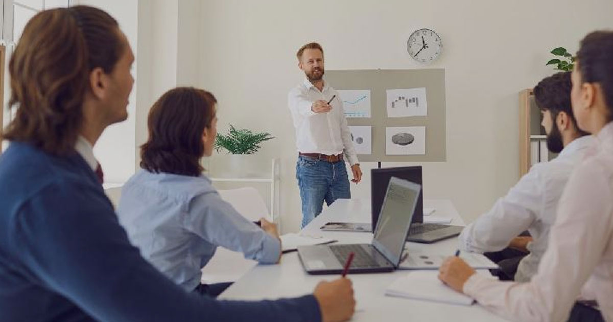 Tools Influencer Marketing untuk Menemukan Kreator yang Tepat